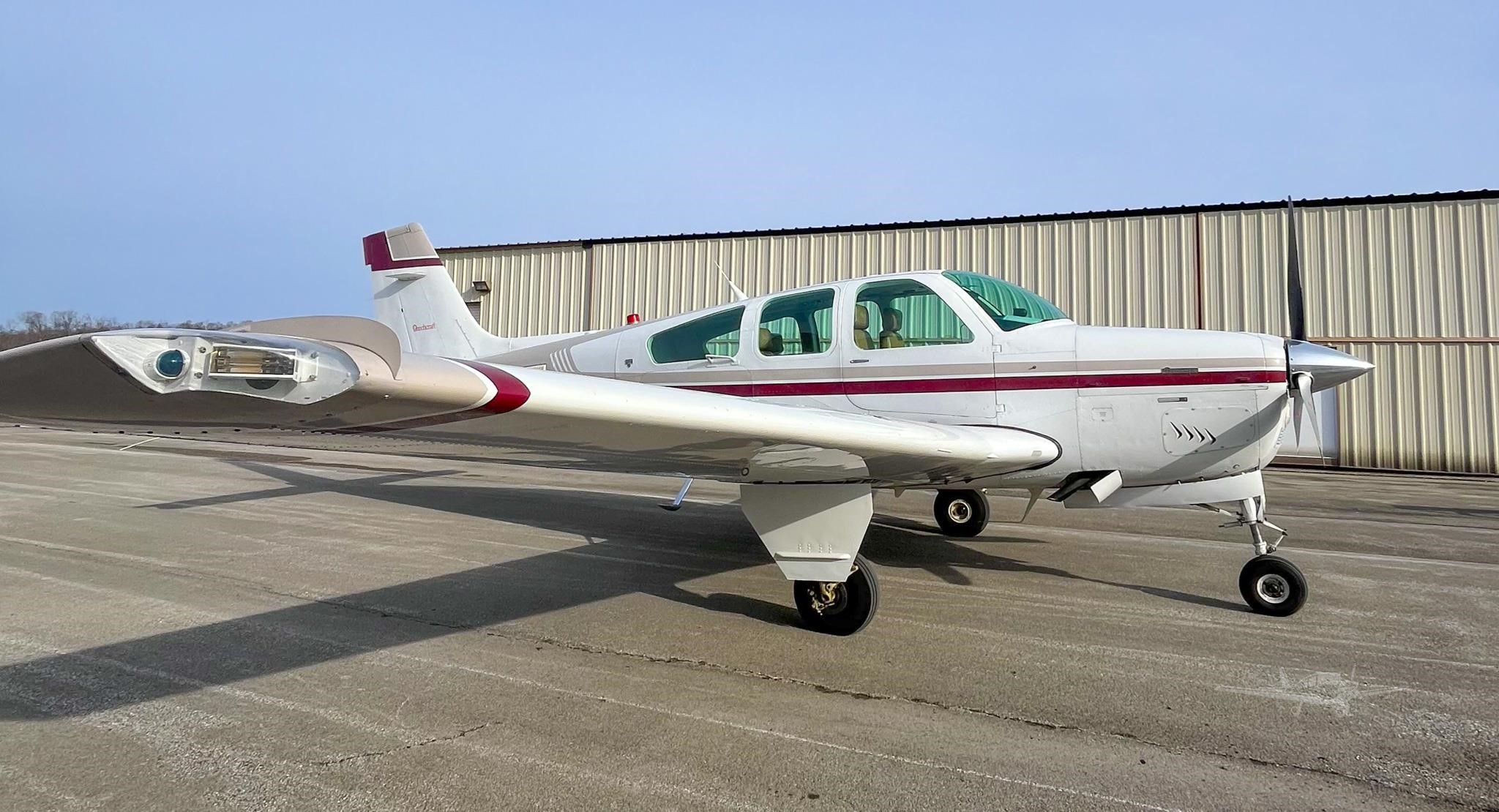Beechcraft F33A Bonanza