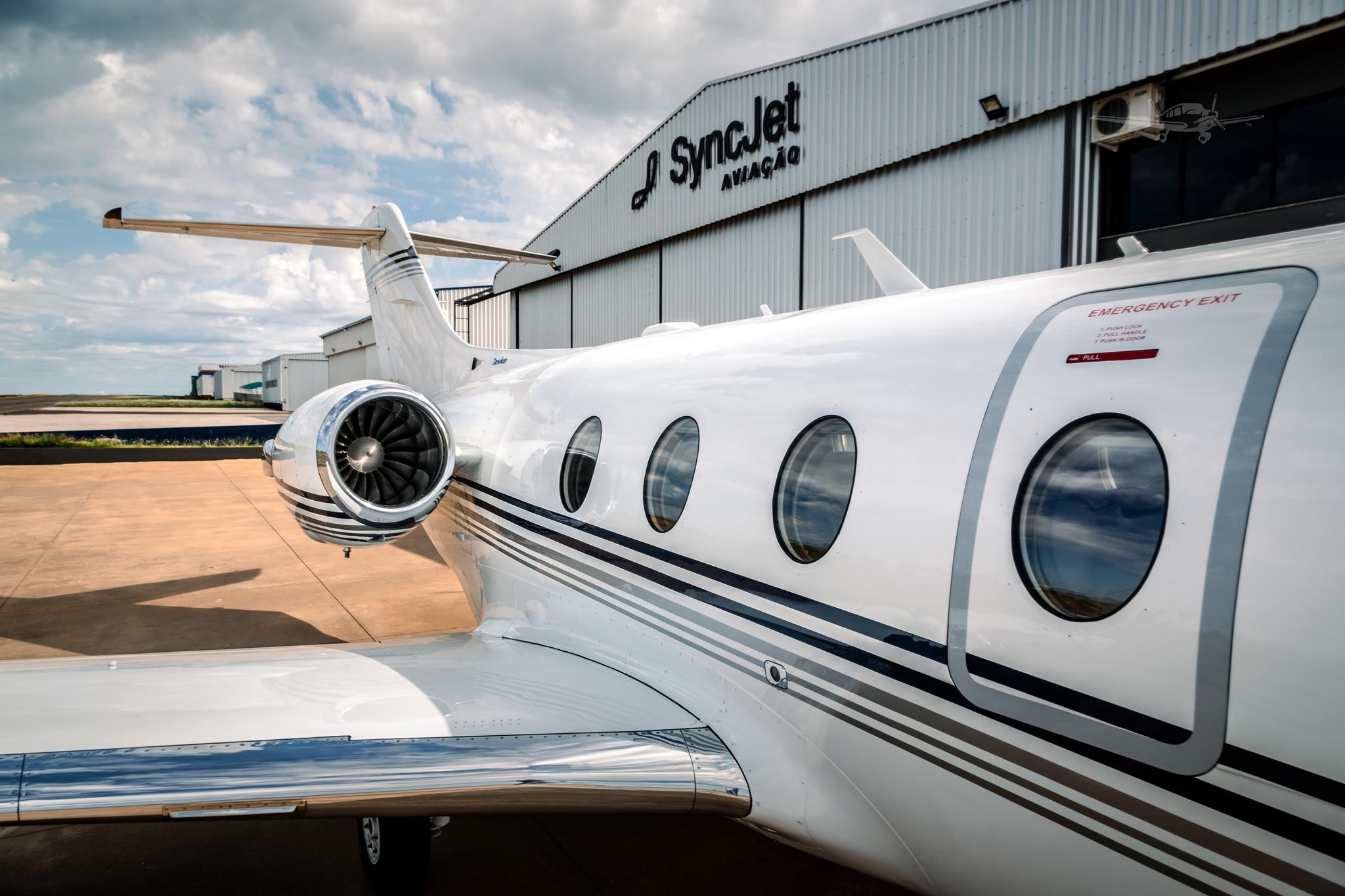 Hawker 400XP