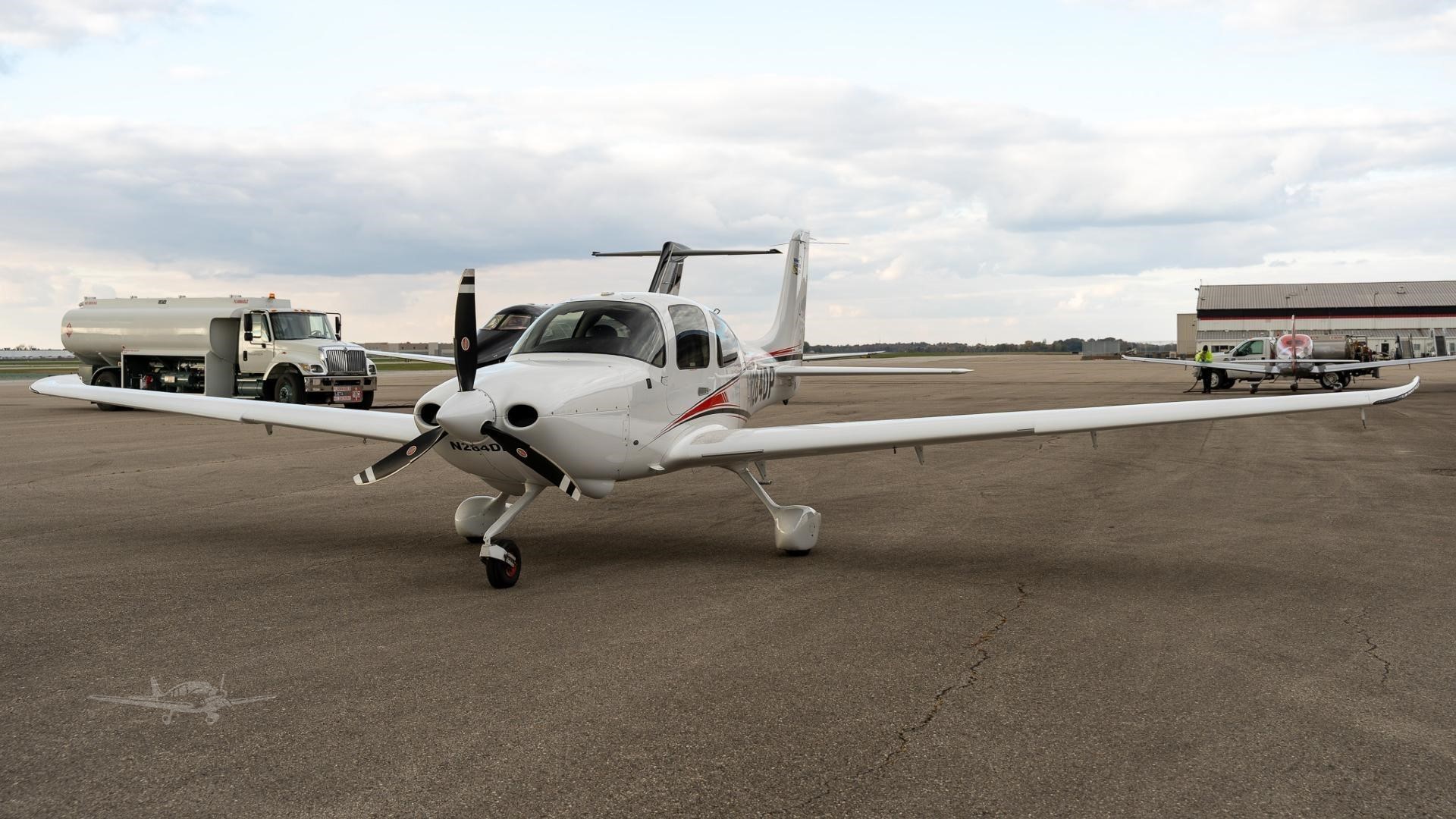 Cirrus SR20