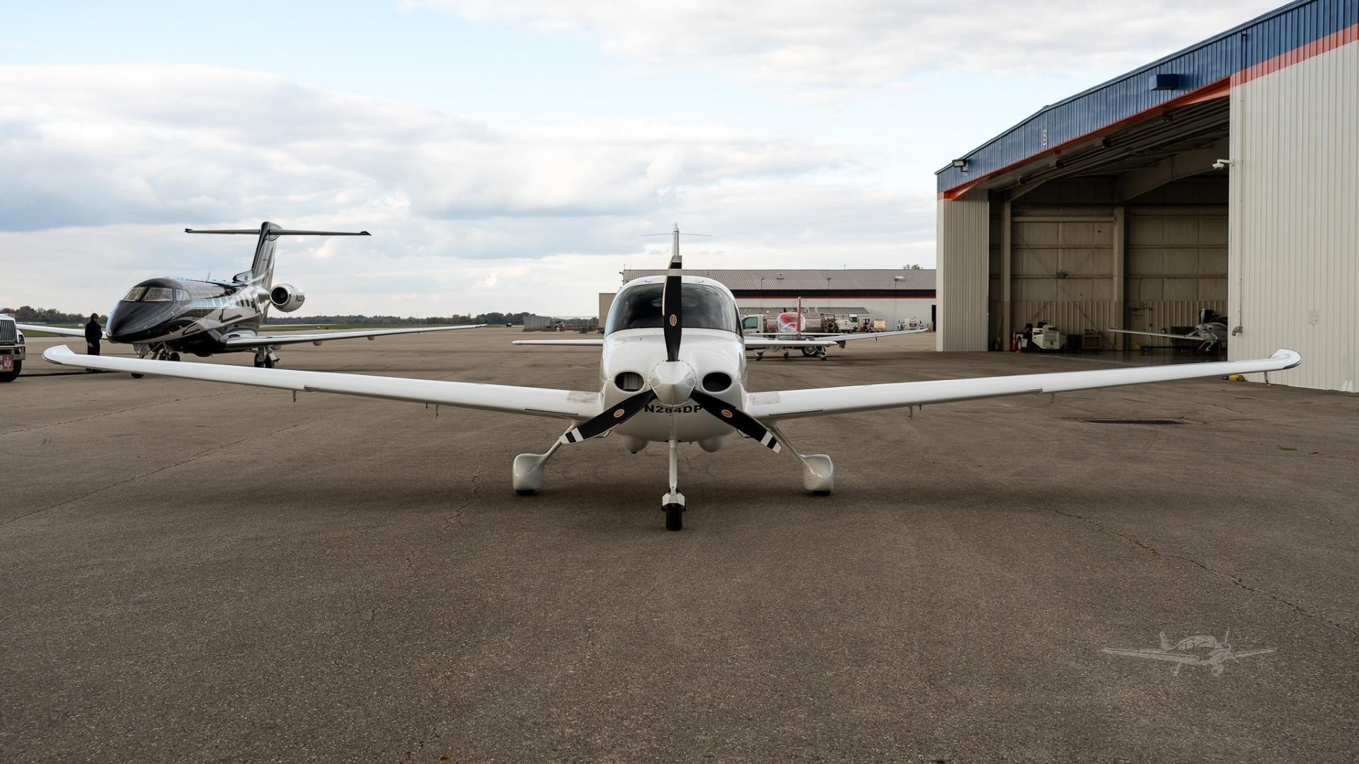 Cirrus SR20
