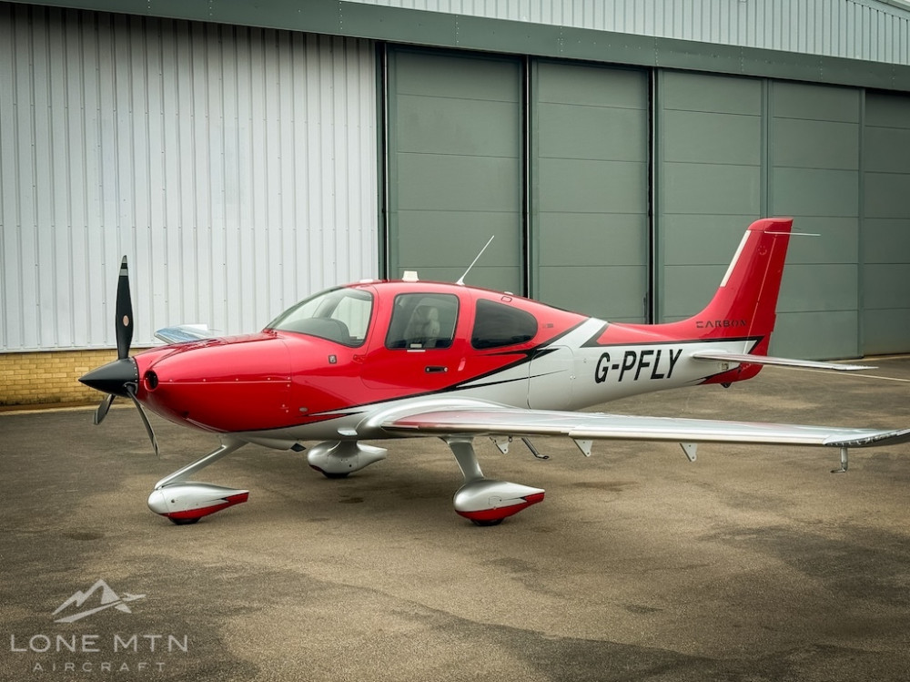 Cirrus SR22