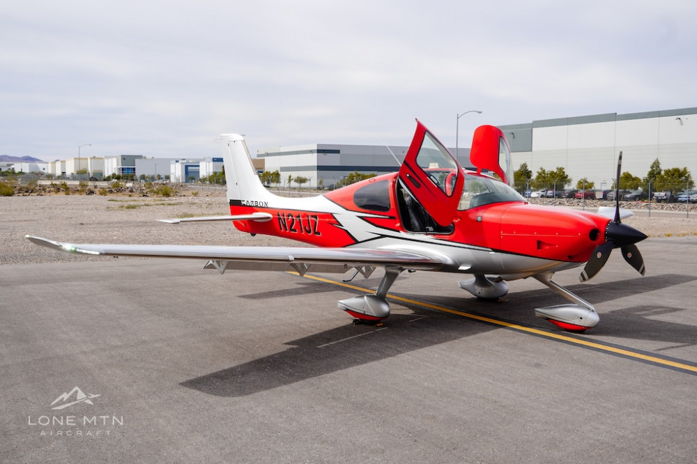 Cirrus SR22