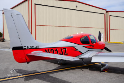 Cirrus SR22