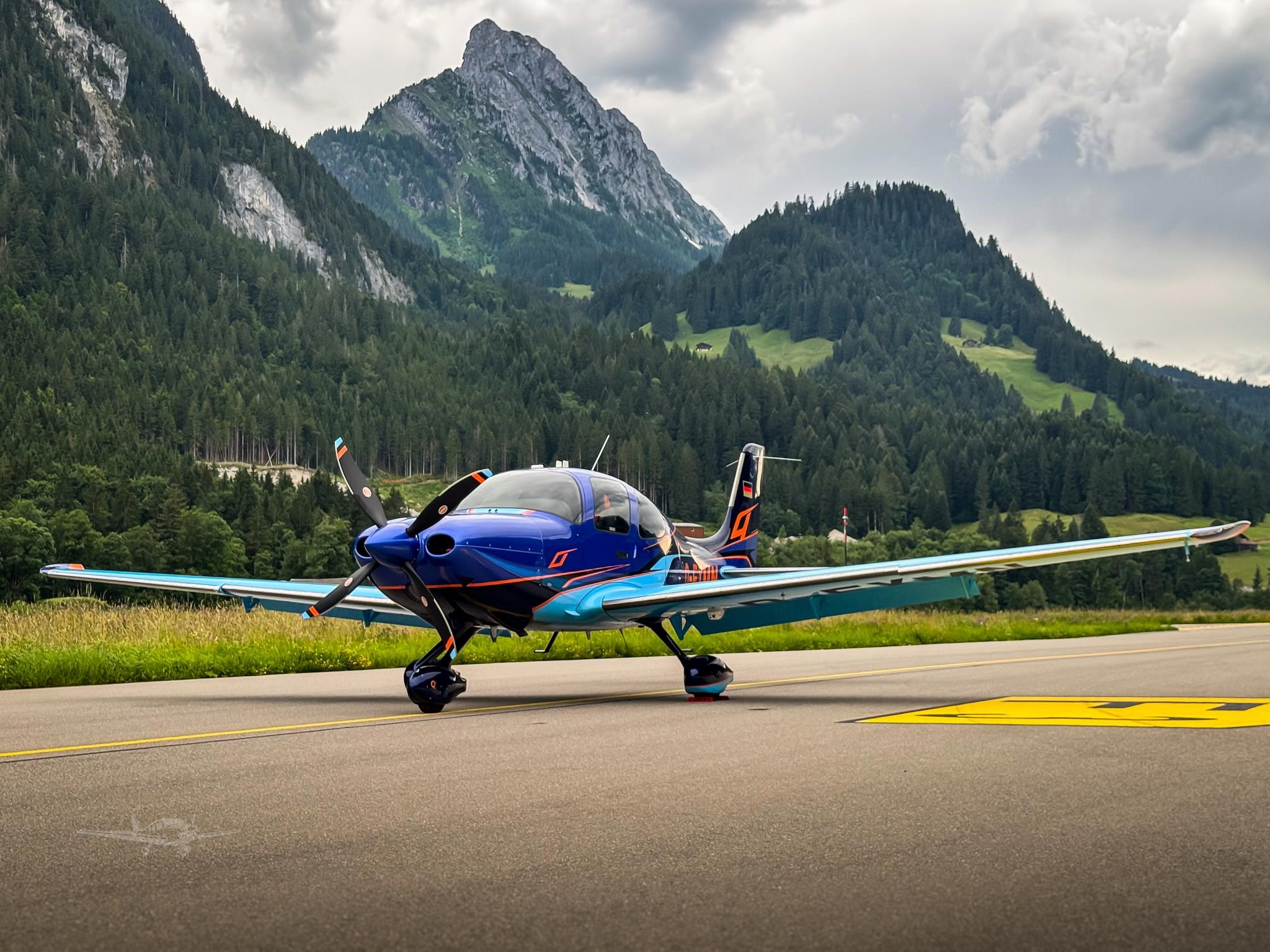 Cirrus SR22