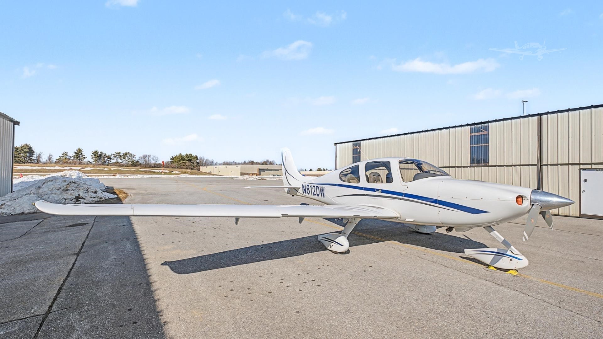 Cirrus SR22