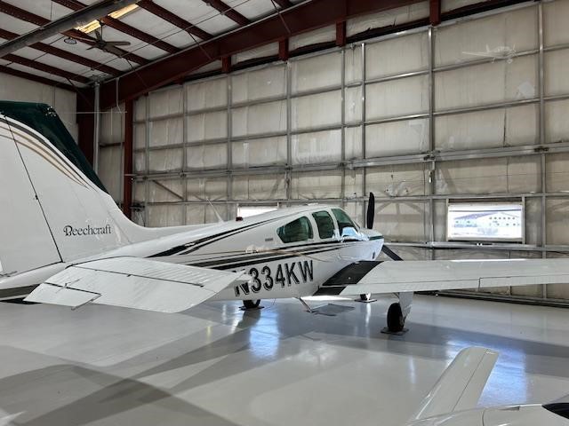 Beechcraft F33A Bonanza