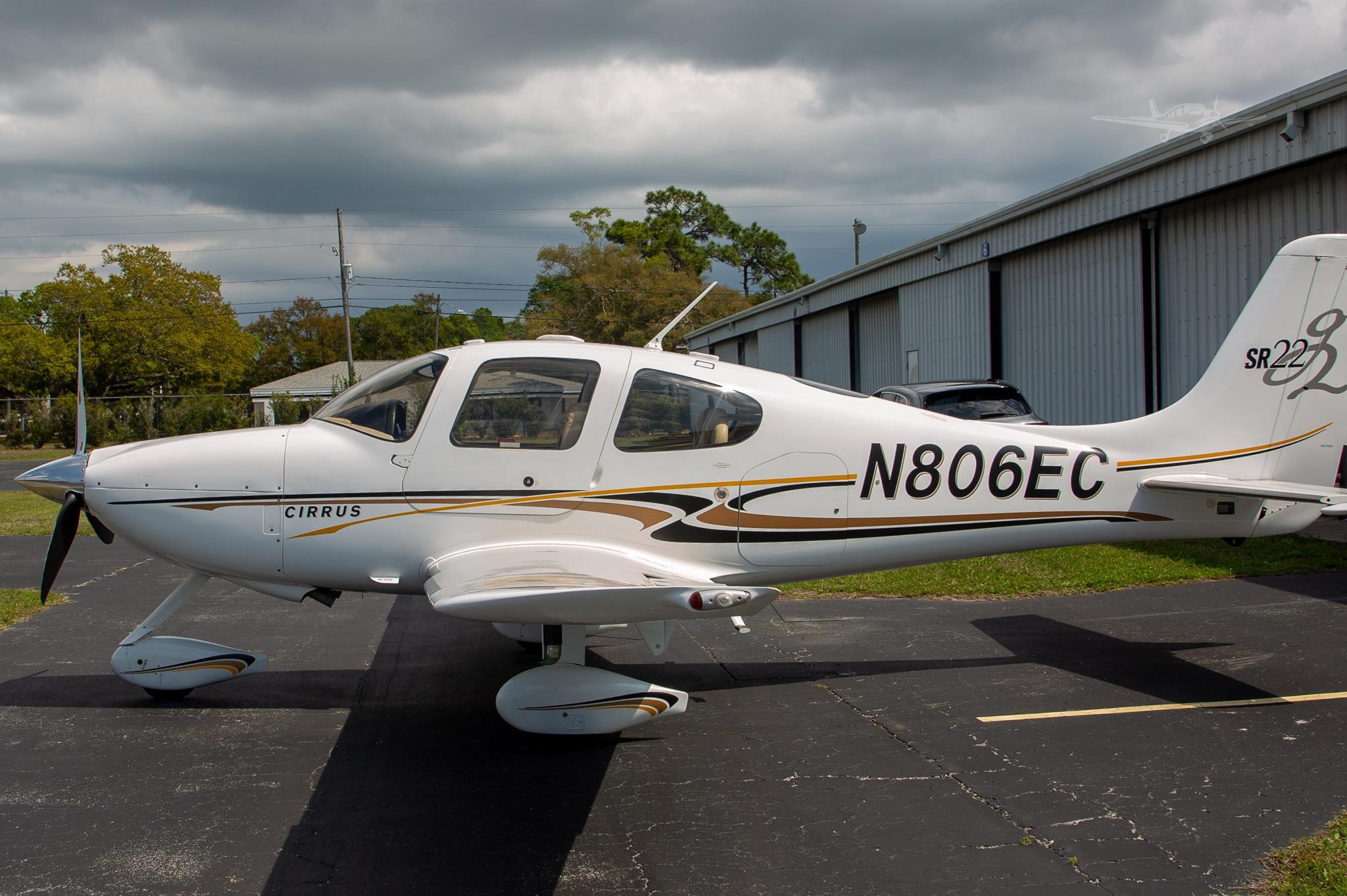Cirrus SR22