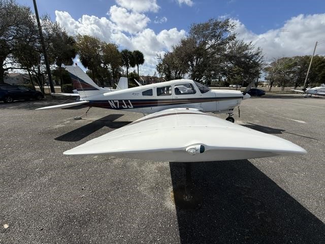 Piper PA-28R-200 Arrow II