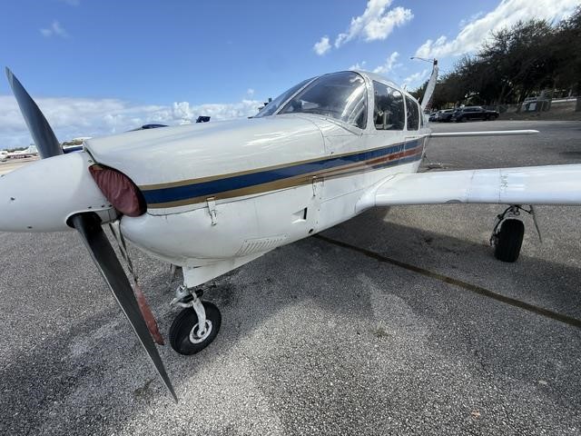 Piper PA-28R-200 Arrow II