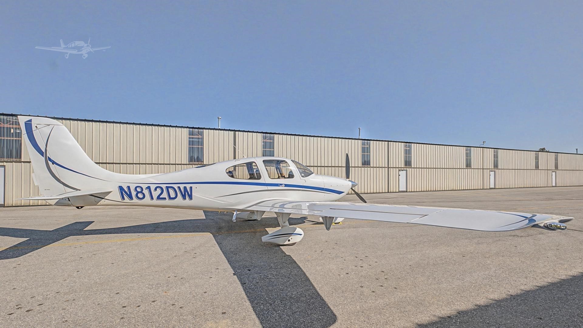 Cirrus SR22