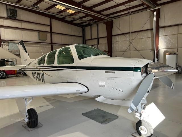 Beechcraft F33A Bonanza
