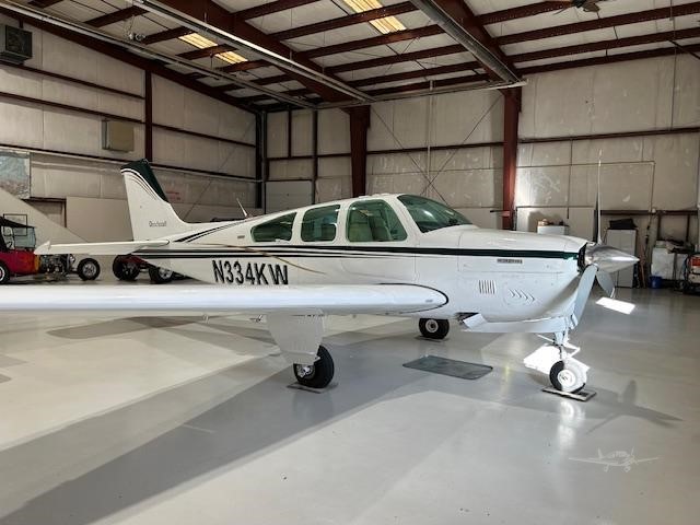 Beechcraft F33A Bonanza