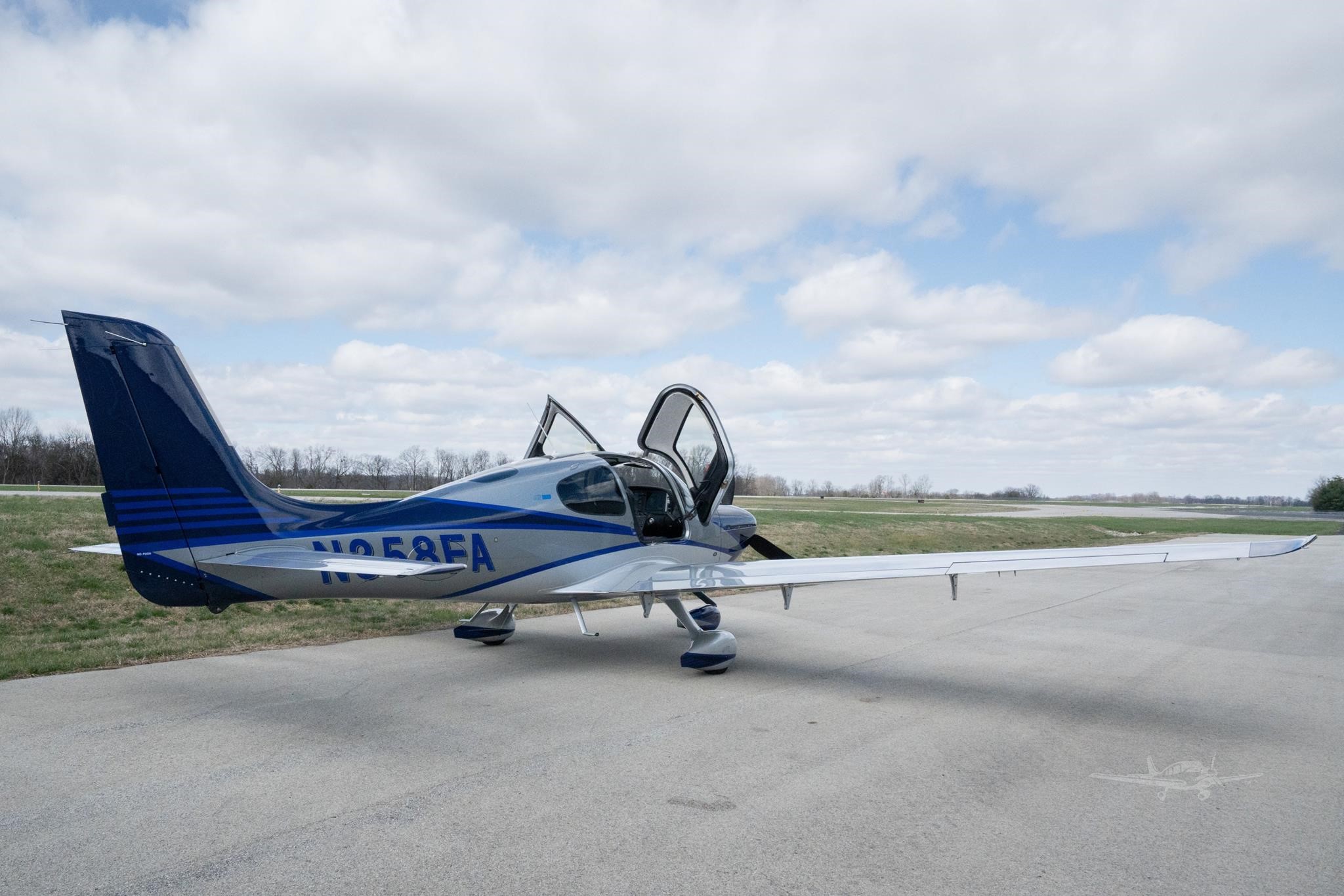 Cirrus SR22