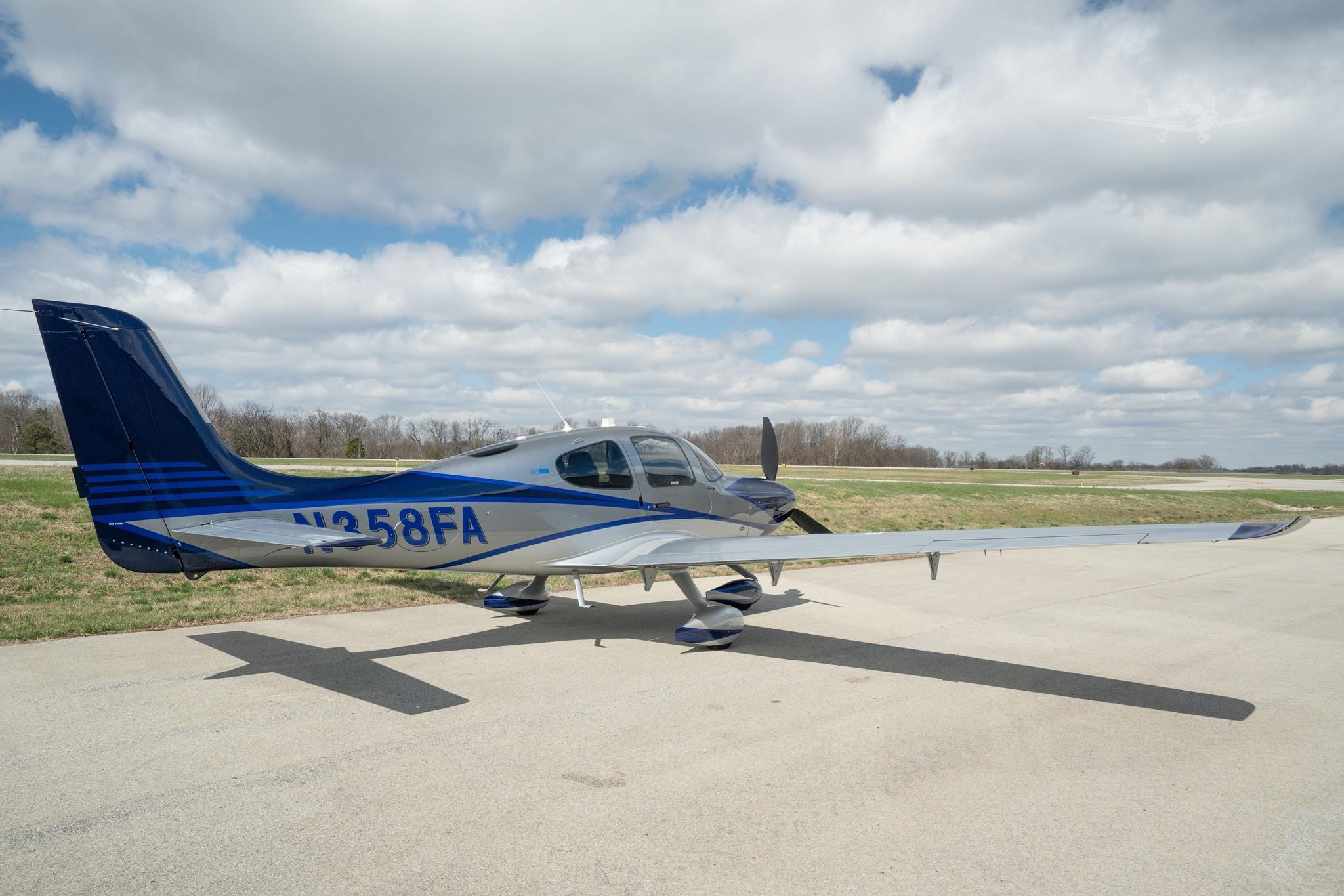 Cirrus SR22