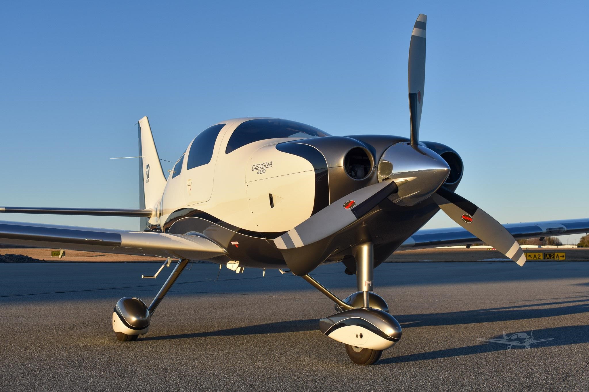 Cessna 400