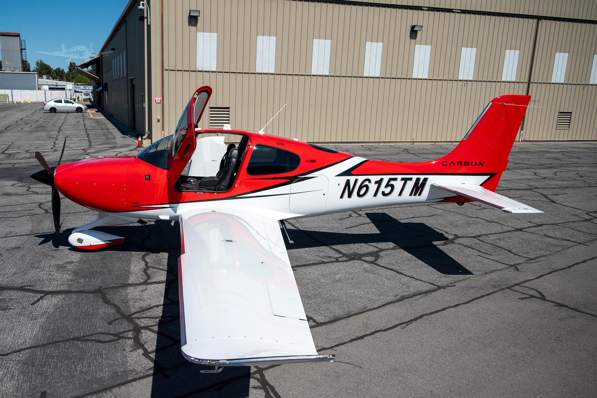 Cirrus SR22