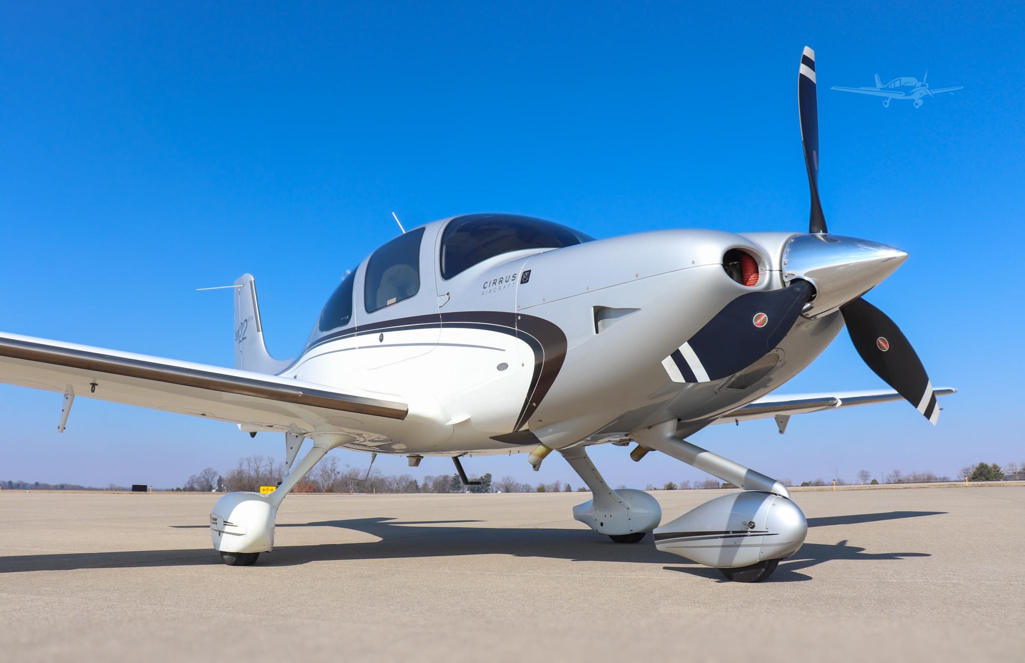 Cirrus SR22