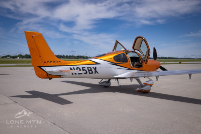 Cirrus SR22