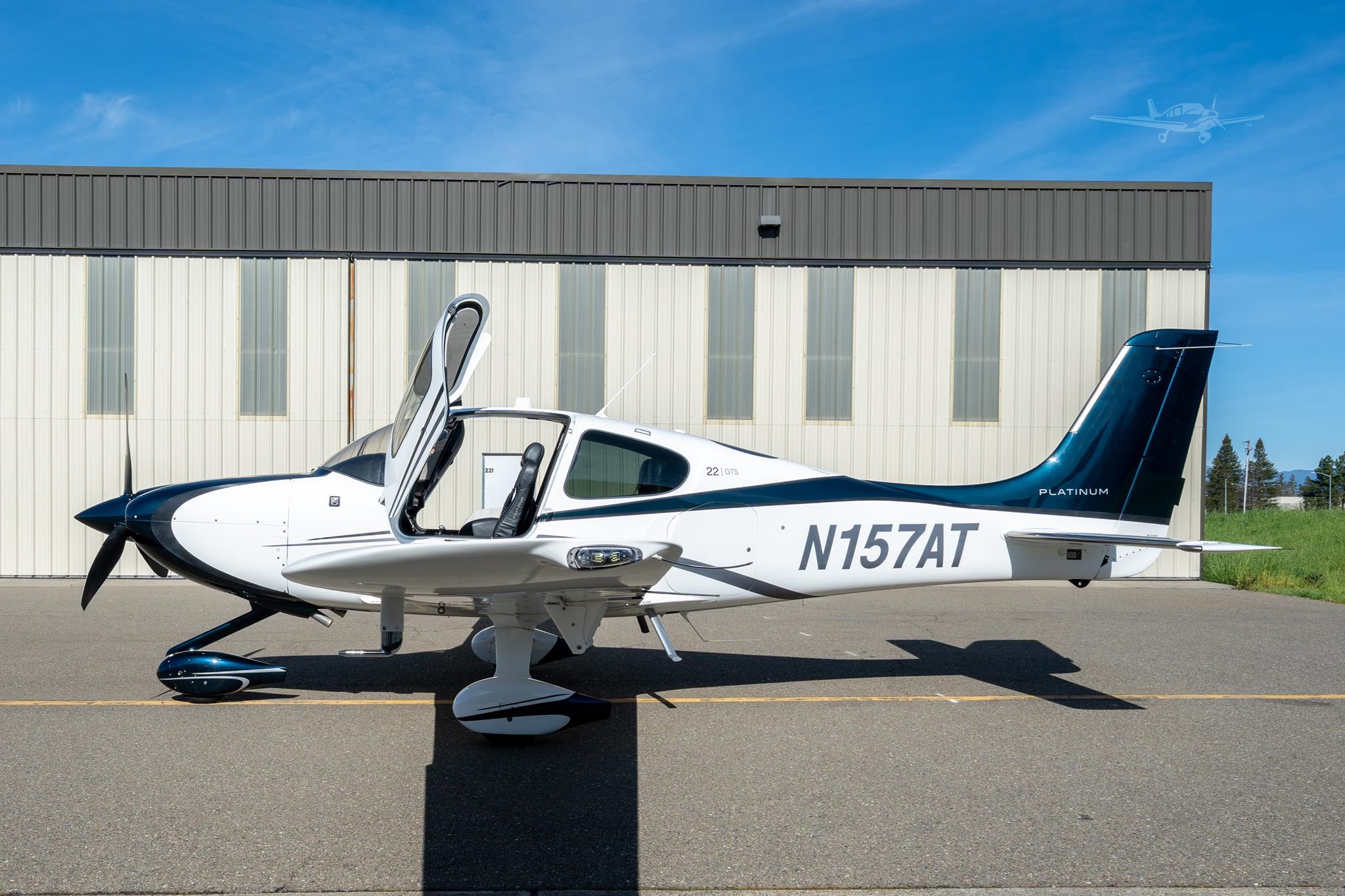Cirrus SR22