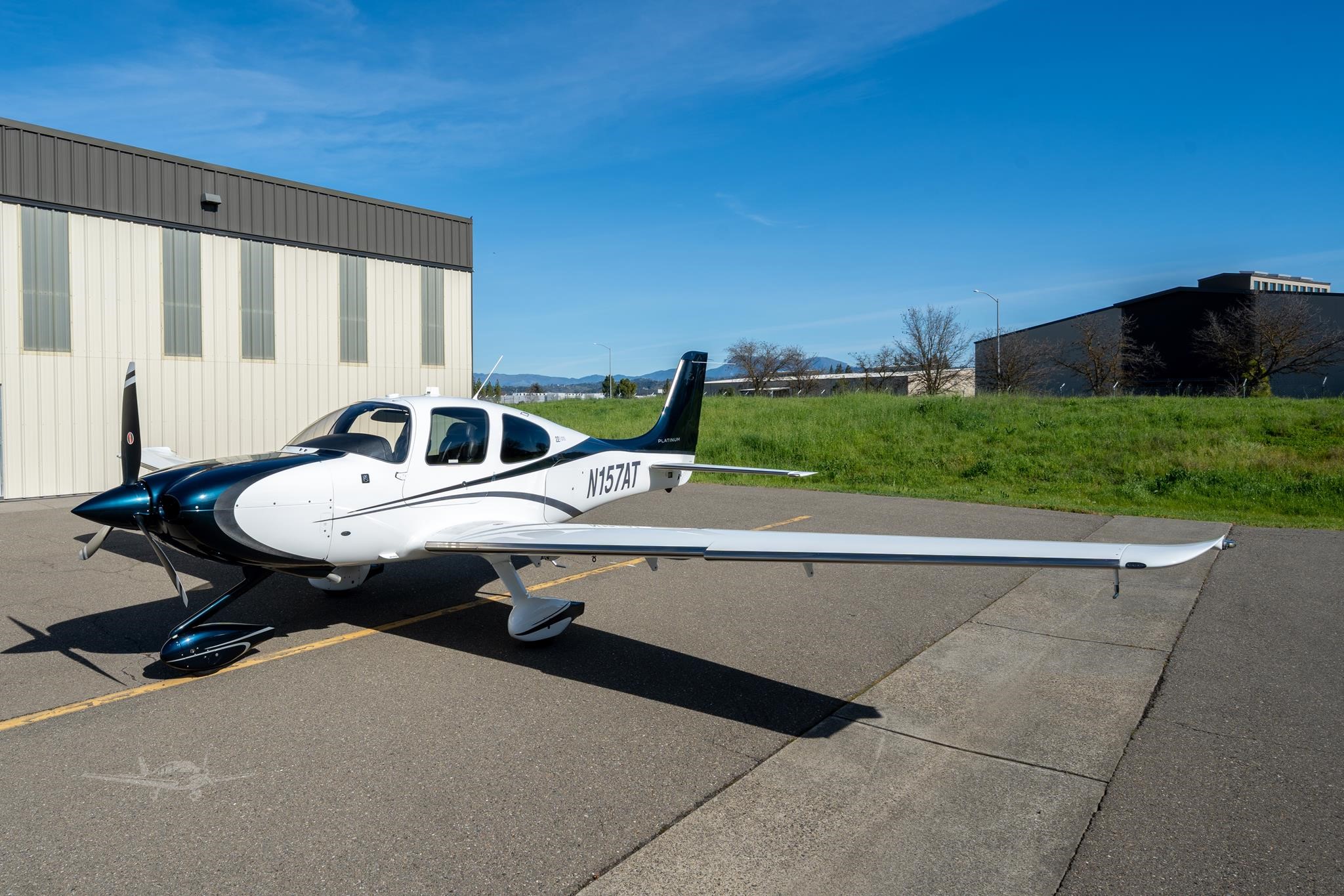 Cirrus SR22