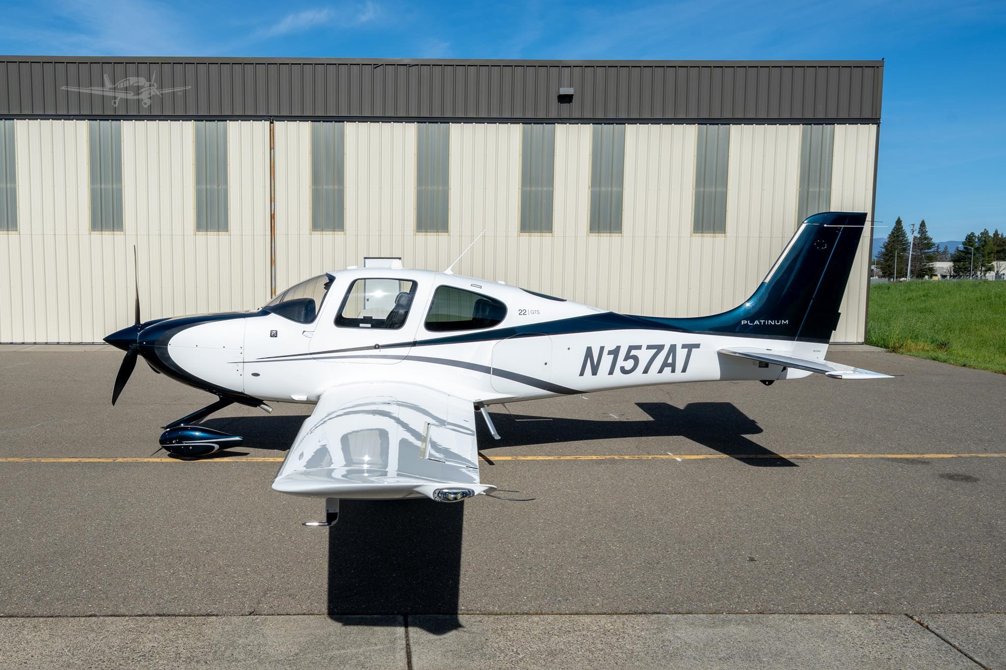 Cirrus SR22