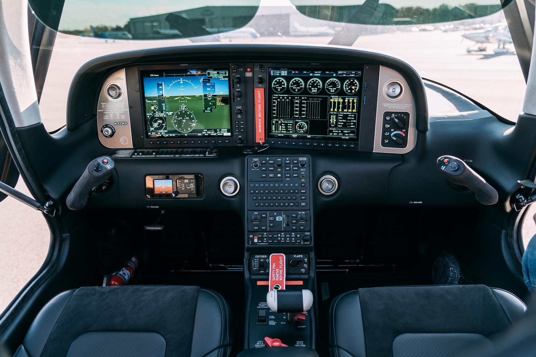 Cirrus SR22