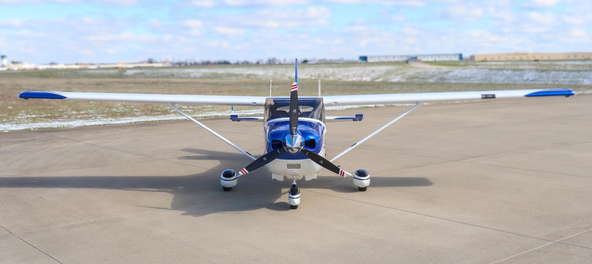 Cessna 182