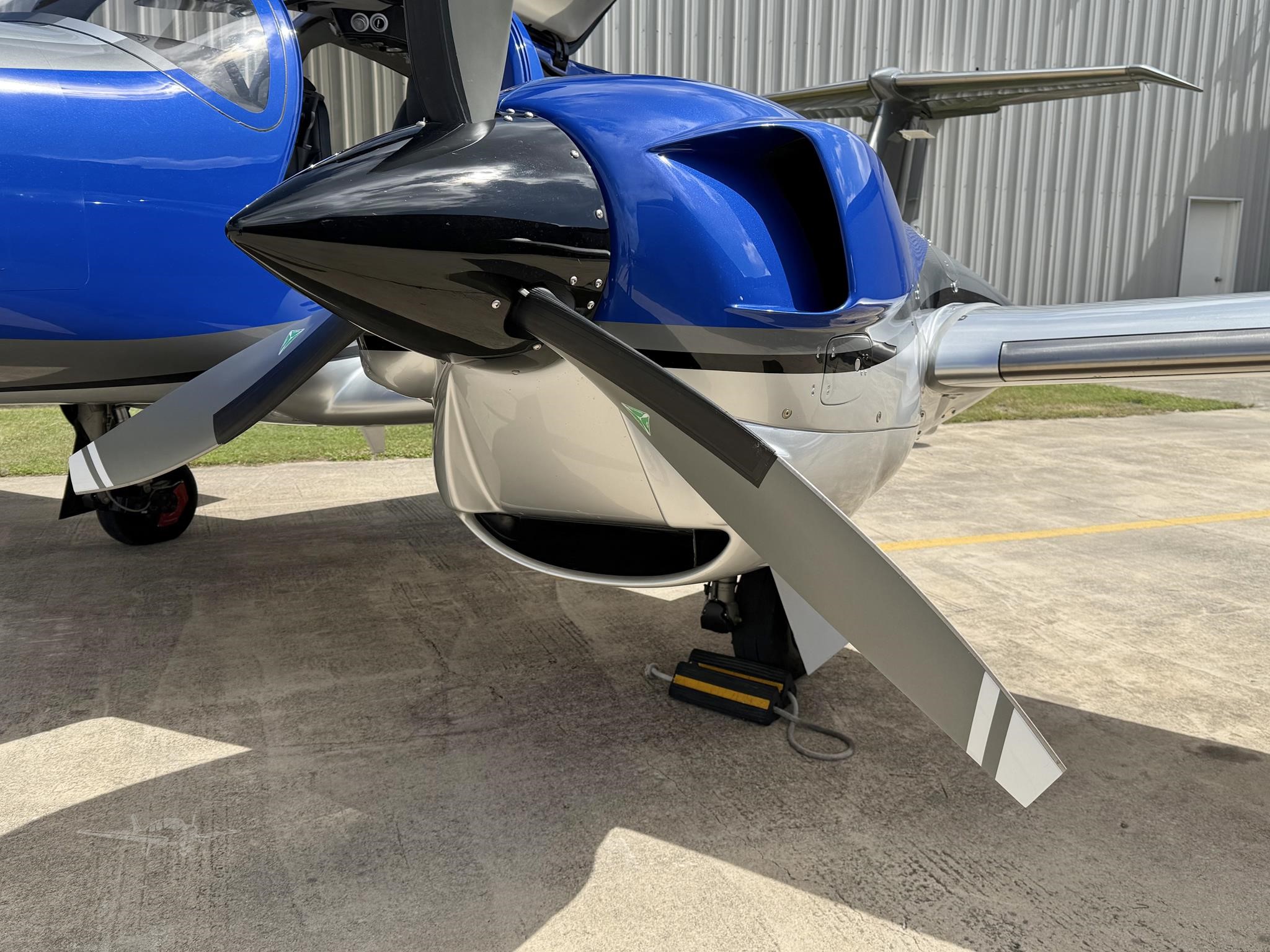 Diamond DA62