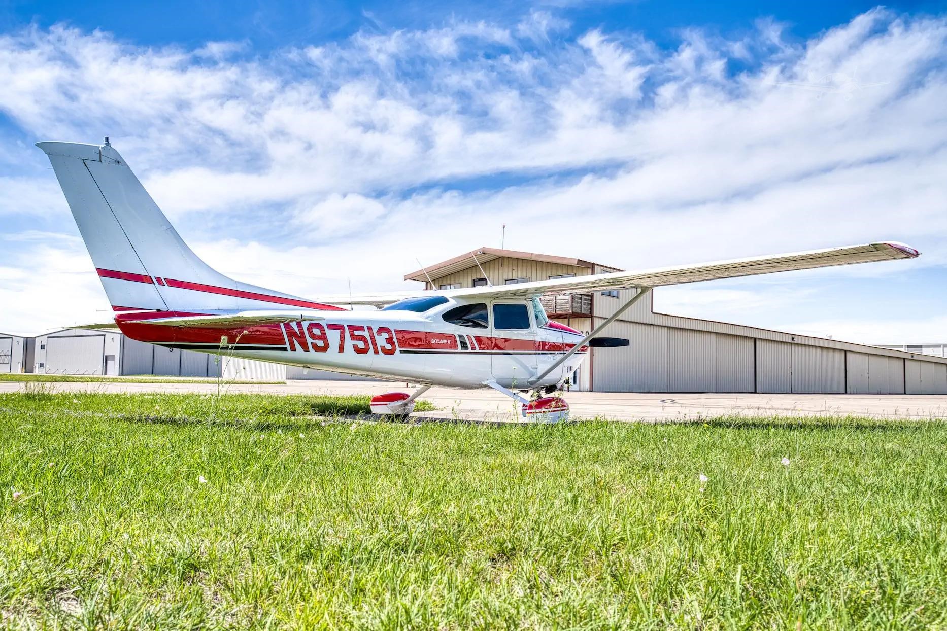 Cessna 182