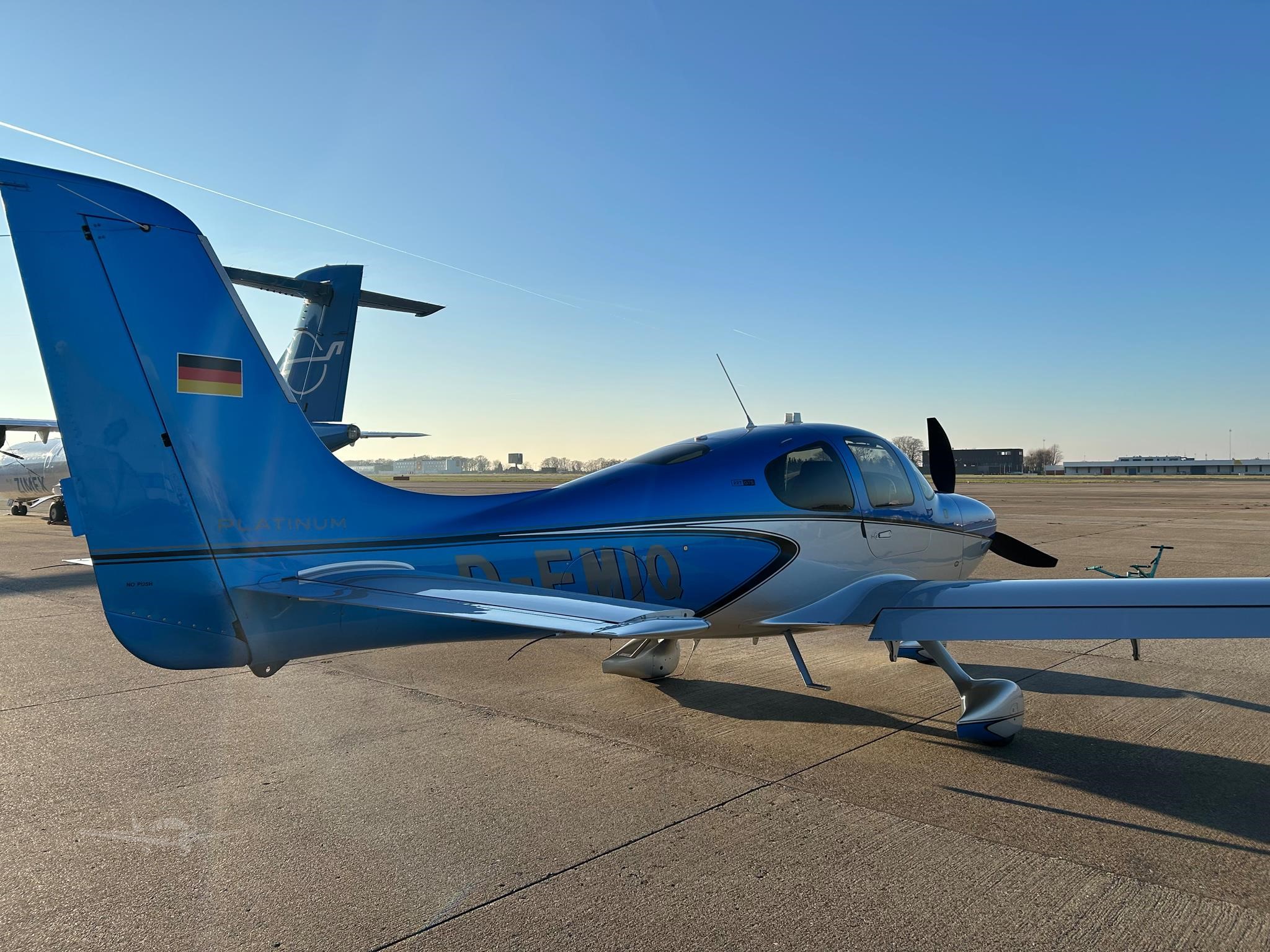 Cirrus SR22