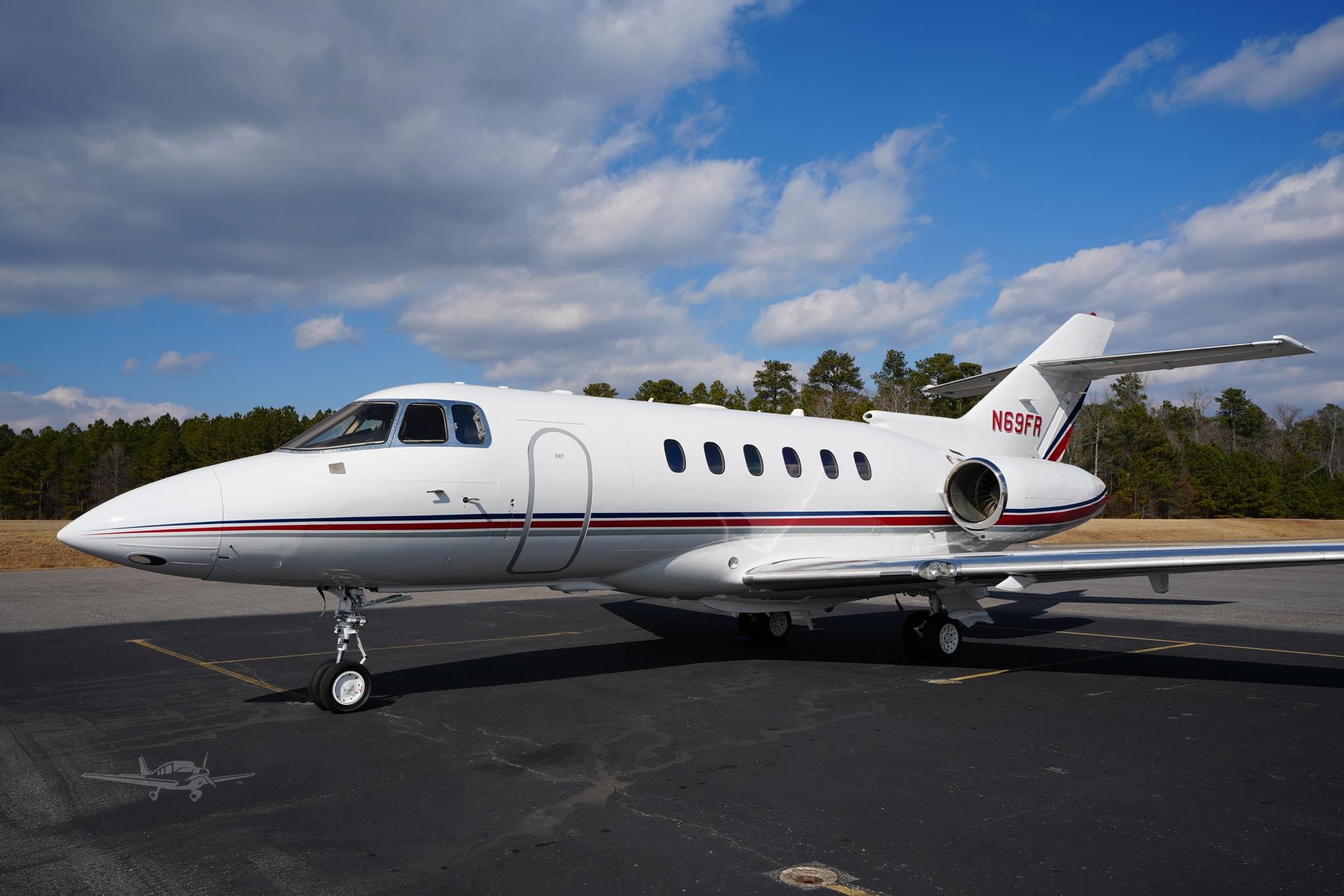 Hawker 900XP