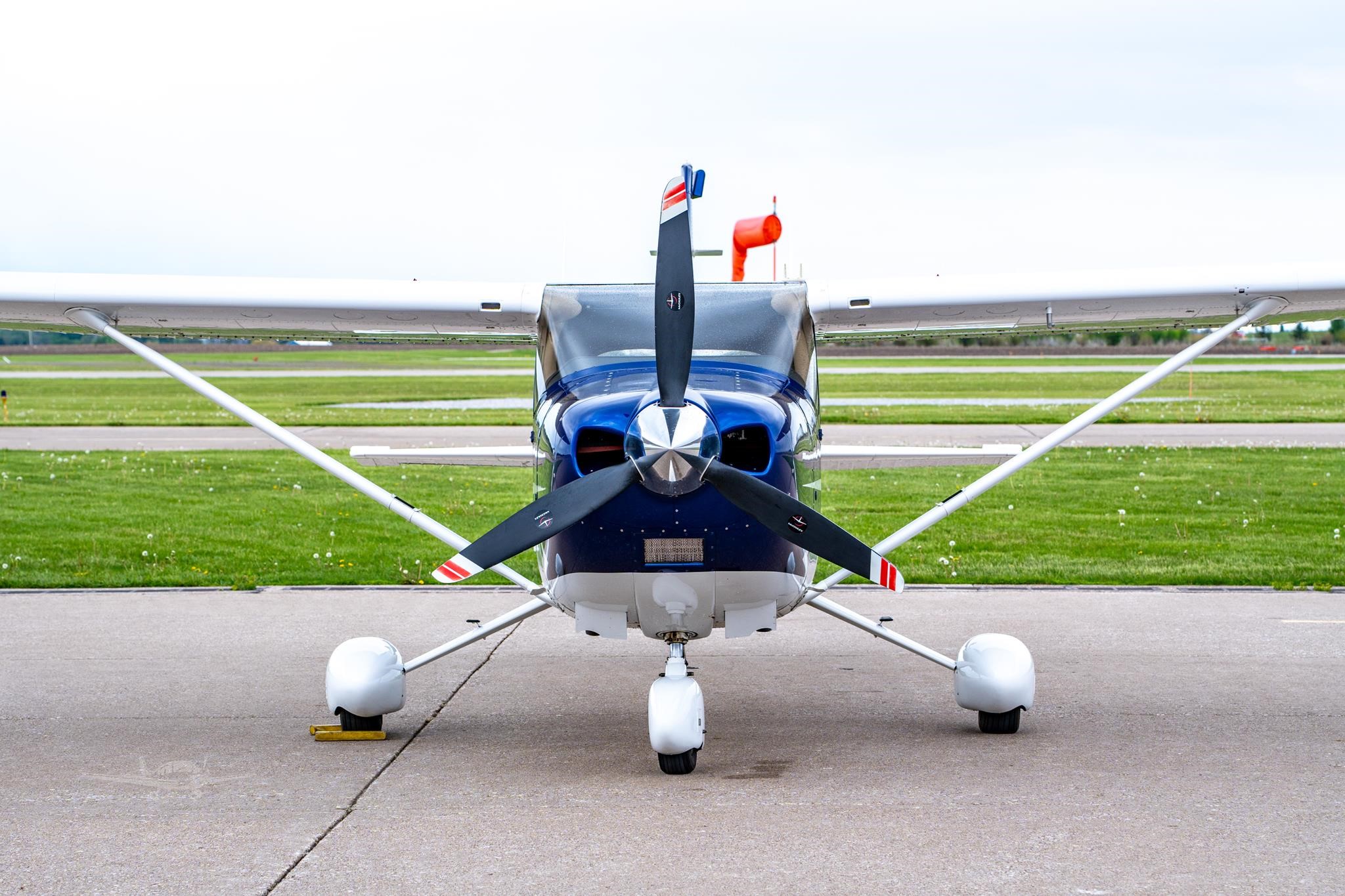 Cessna 182