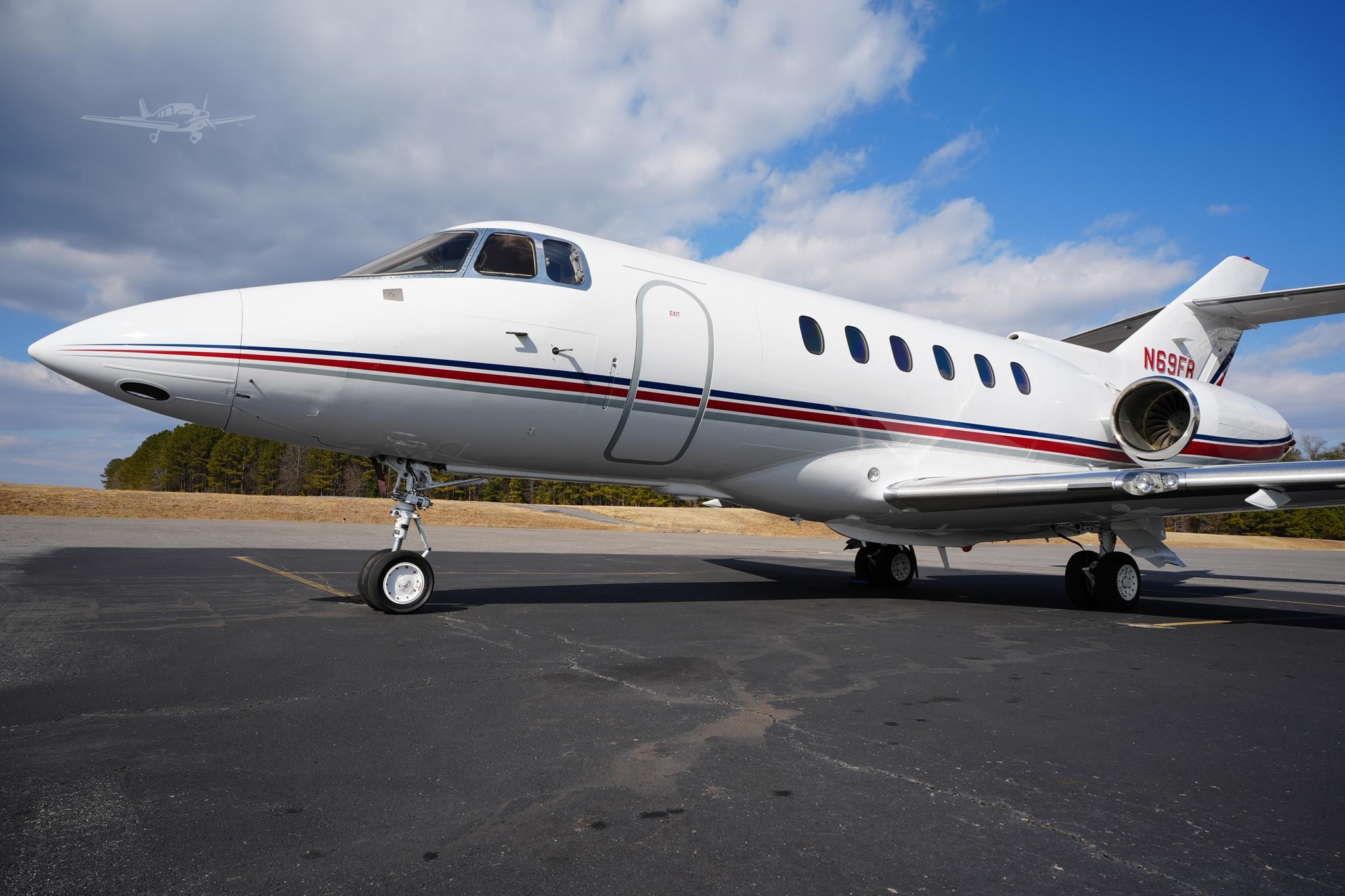 Hawker 900XP