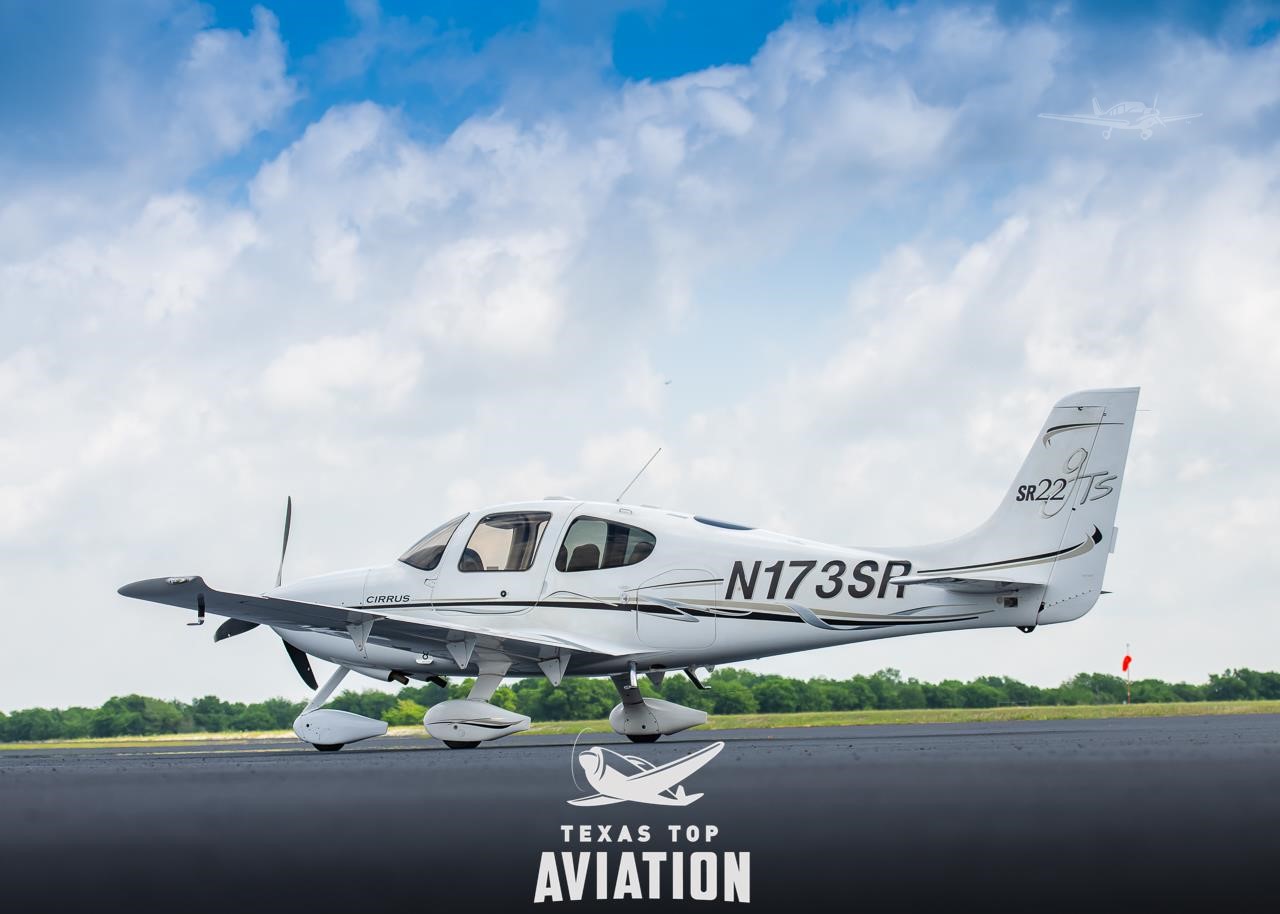 Cirrus SR22
