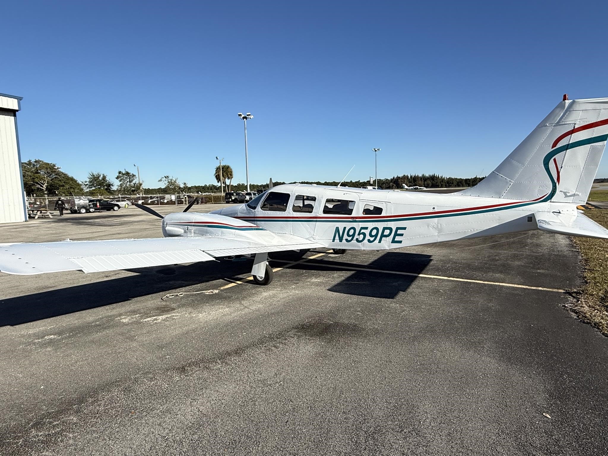 Piper PA-34-200 Seneca I