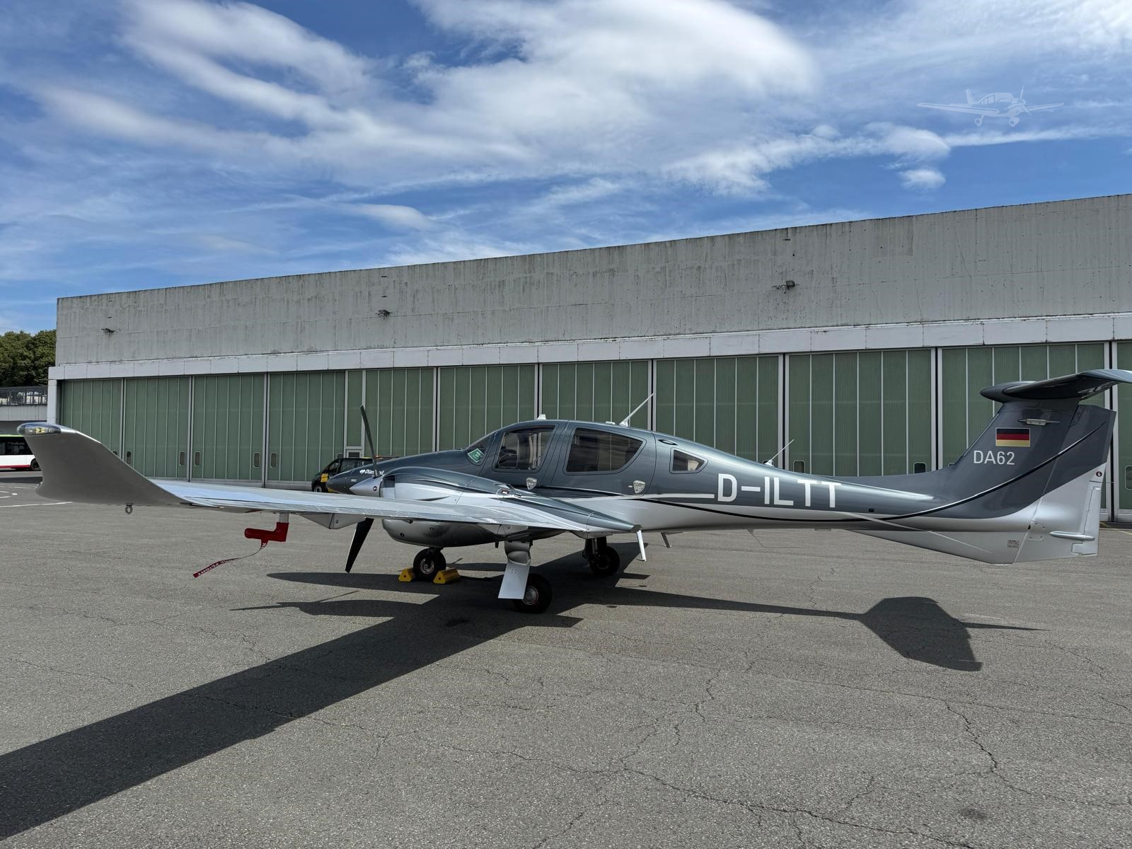 Diamond DA62