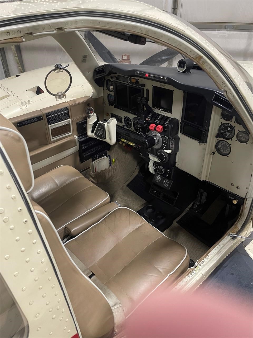 Beechcraft 58 Baron