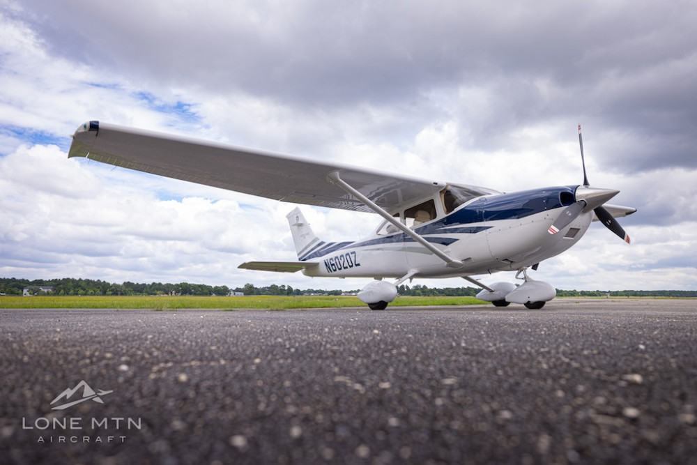 Cessna 182