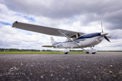 Cessna 182