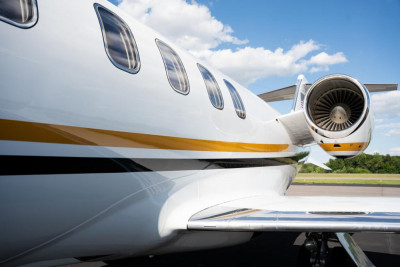 Learjet 75