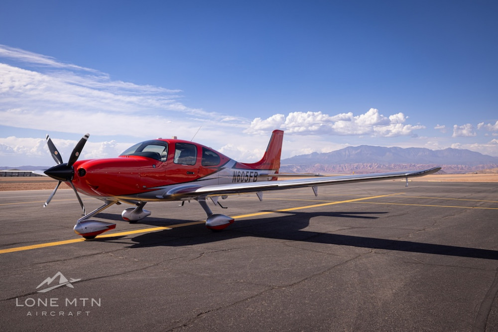 Cirrus SR22