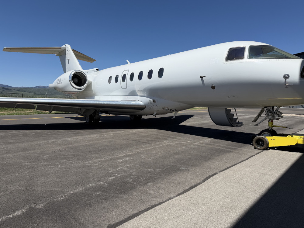 Hawker 4000