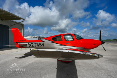 Cirrus SR22