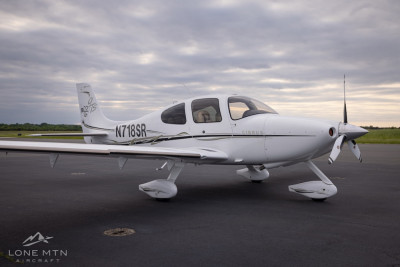 Cirrus SR22