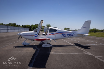 Cirrus SR22