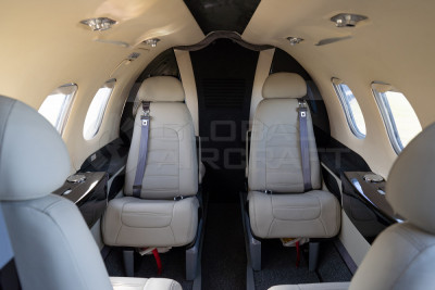 Embraer Phenom 100