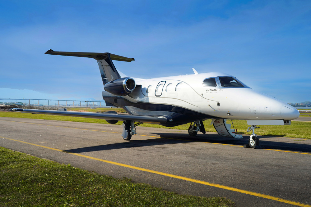 Embraer Phenom 100