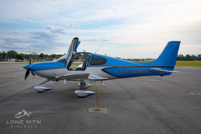 Cirrus SR22