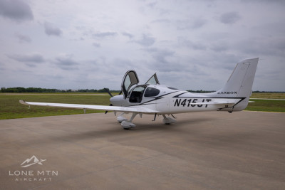 Cirrus SR22