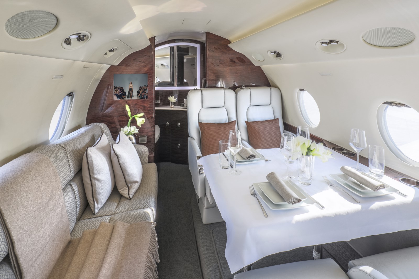 Gulfstream G200